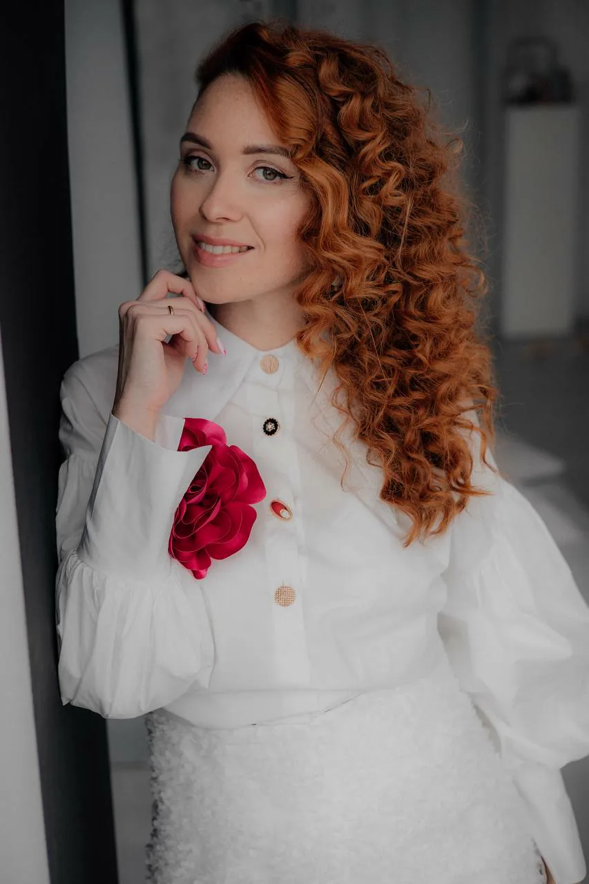 Преподаватель Анна Гришина, обучение наращиванию ресниц в Симферополе